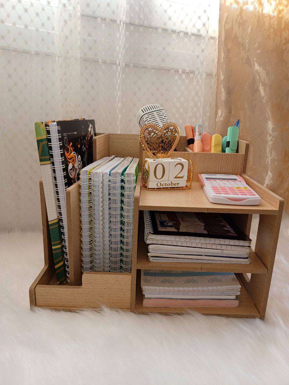 📚 المكتبة العصرية – Desk Organizer